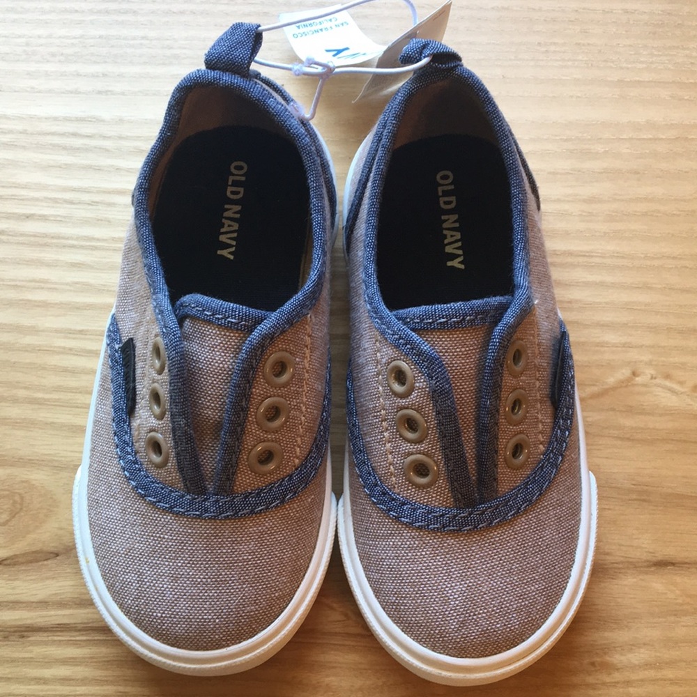 ❤️NWT Old Navy Shoes